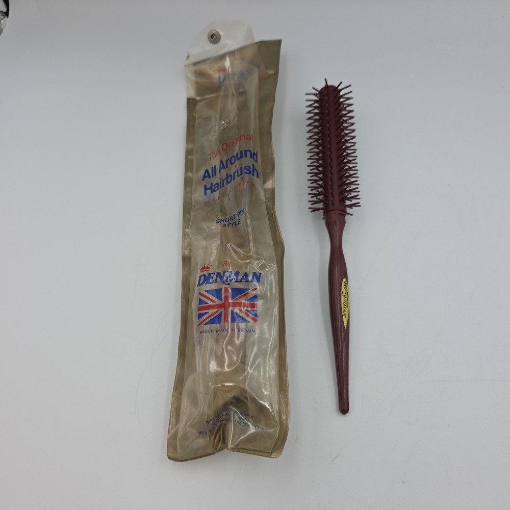 Vintage Denman All Around Hair Brush D37 Short Pin Style New Old Stock